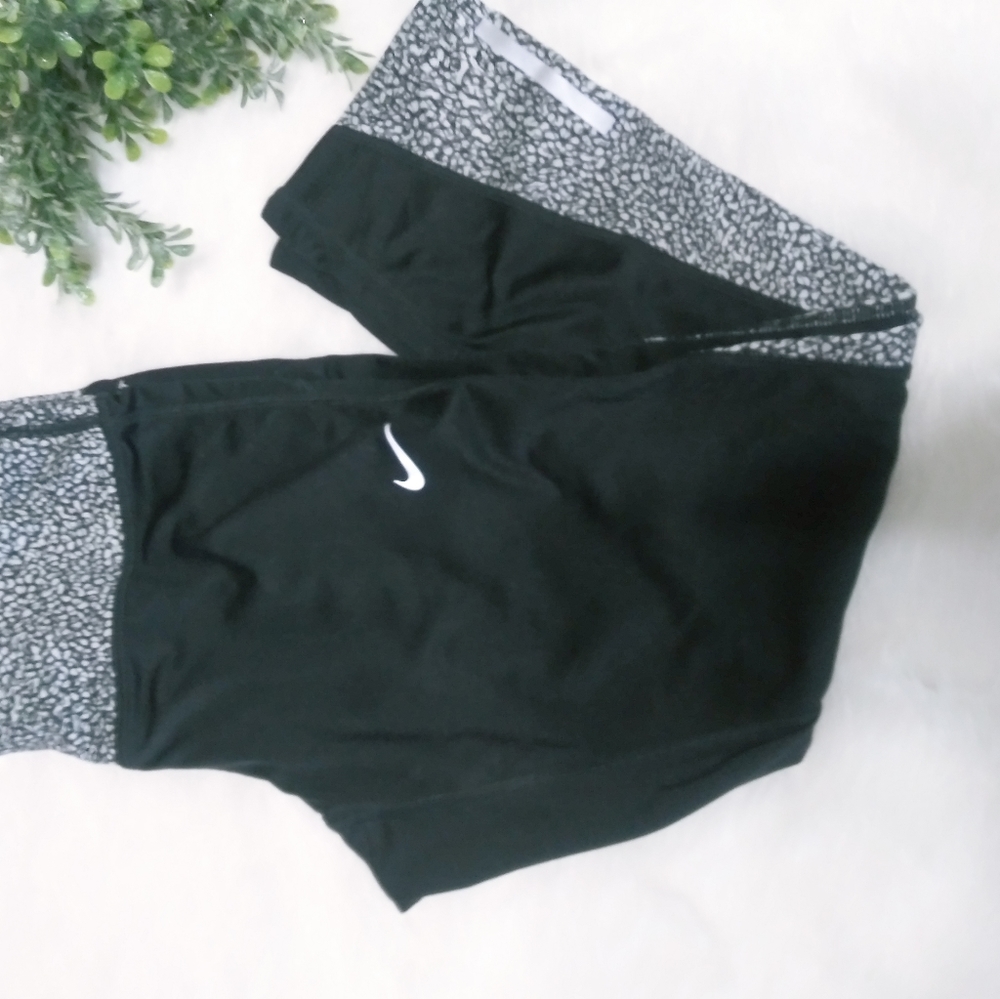 Nike Dri-Fit women's Capri Running Leggings.
